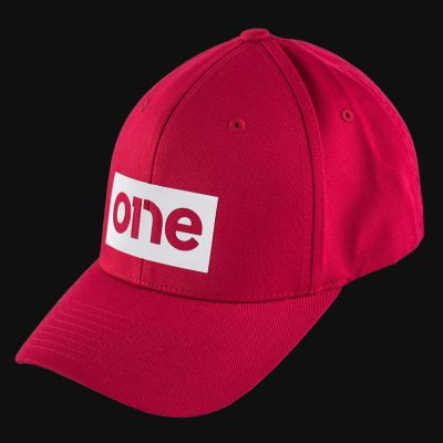 Шапка с Козирка Red One White Vers - 01