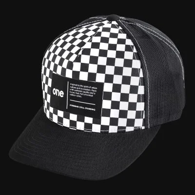 Шапка с козирка Trucker ONE - 01