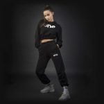 Дамски спортен екип Black Classics - 04