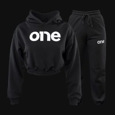 Дамски спортен екип Black Classics