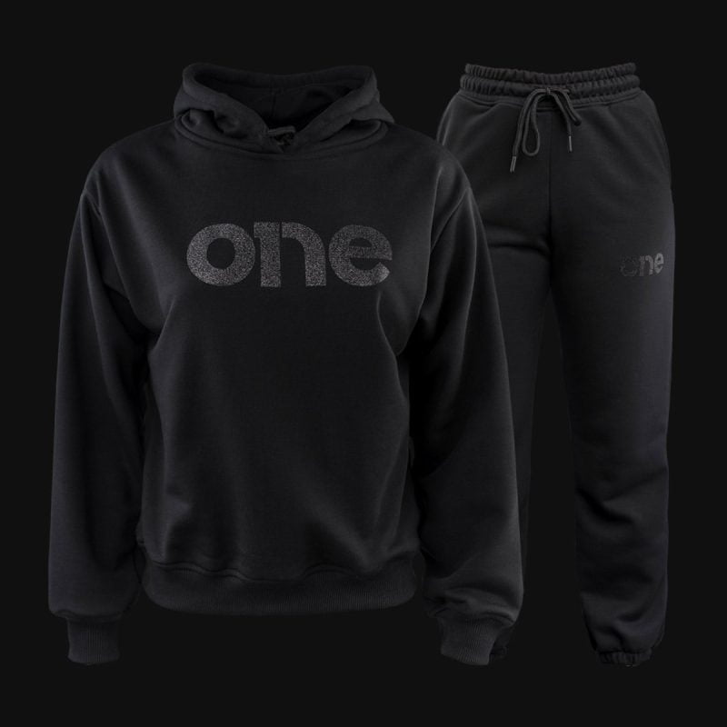 Дамски спортен екип Crystal One