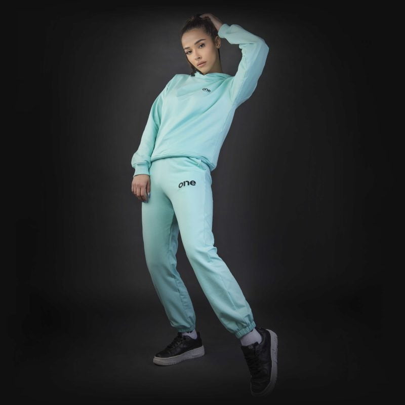 Дамски спортен екип Mint Classics - 02