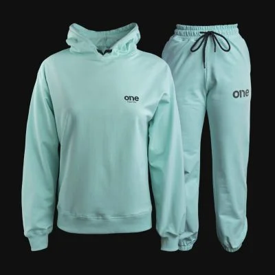 Дамски спортен екип Mint Classics