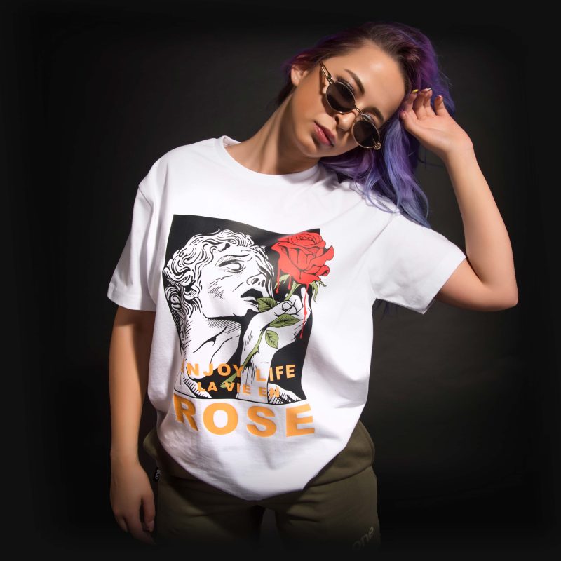 Дамска Широка Тениска Red Rose