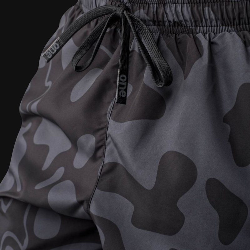 Мъжки Черни Шорти за Плуване Black Camo - 03