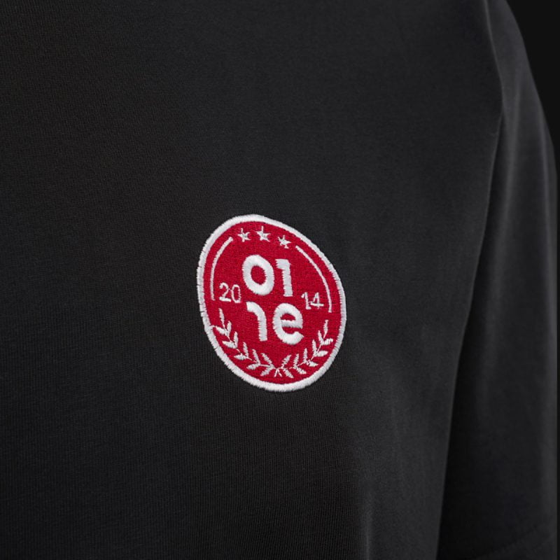 mazhka-cherna-ovursaiz-teniska-fc-one-03