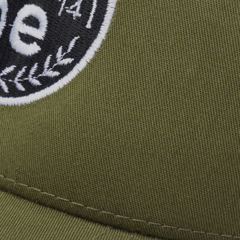 Шапка с Kозирка Khaki FC One - 03