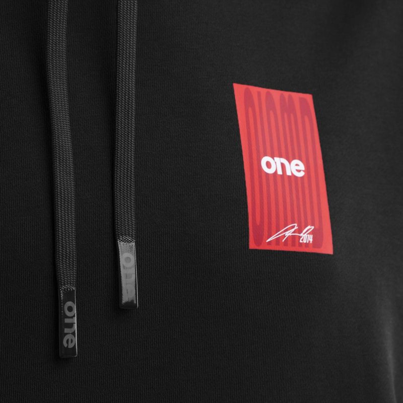 Мъжки черен суичър - Signature One - 03