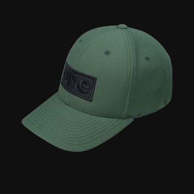Шапка с Kозирка Core Mesh