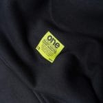 Дамски черен Regular-fit суичър - Motion Code - 04