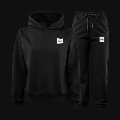Дамски Regular-fit екип Black Classics