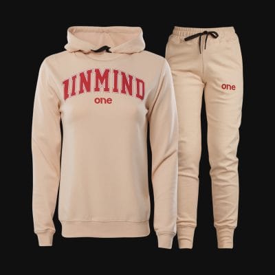 Дамски Slim-fit екип Essentials