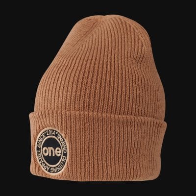 Зимна шапка Classic Knit