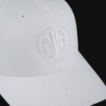 Шапка с Kозирка White One - 02